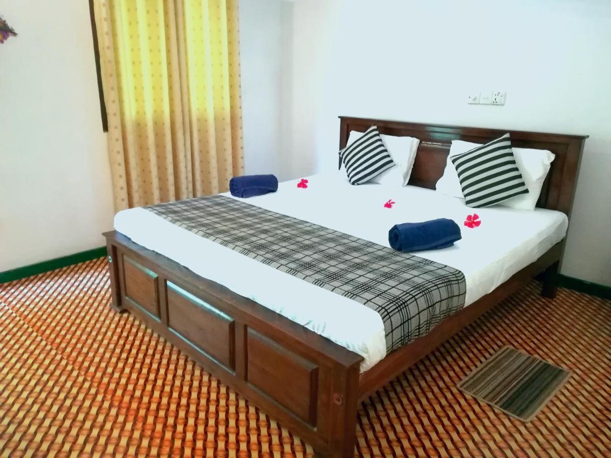 Lakmal Homestay ,10 Minutes To Sigiriya Rock Exteriör bild