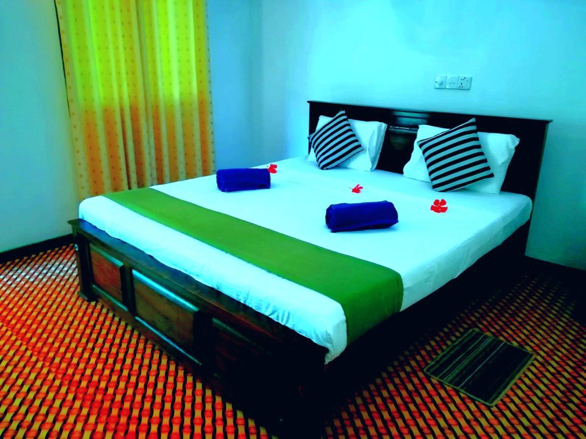 Lakmal Homestay ,10 Minutes To Sigiriya Rock Exteriör bild
