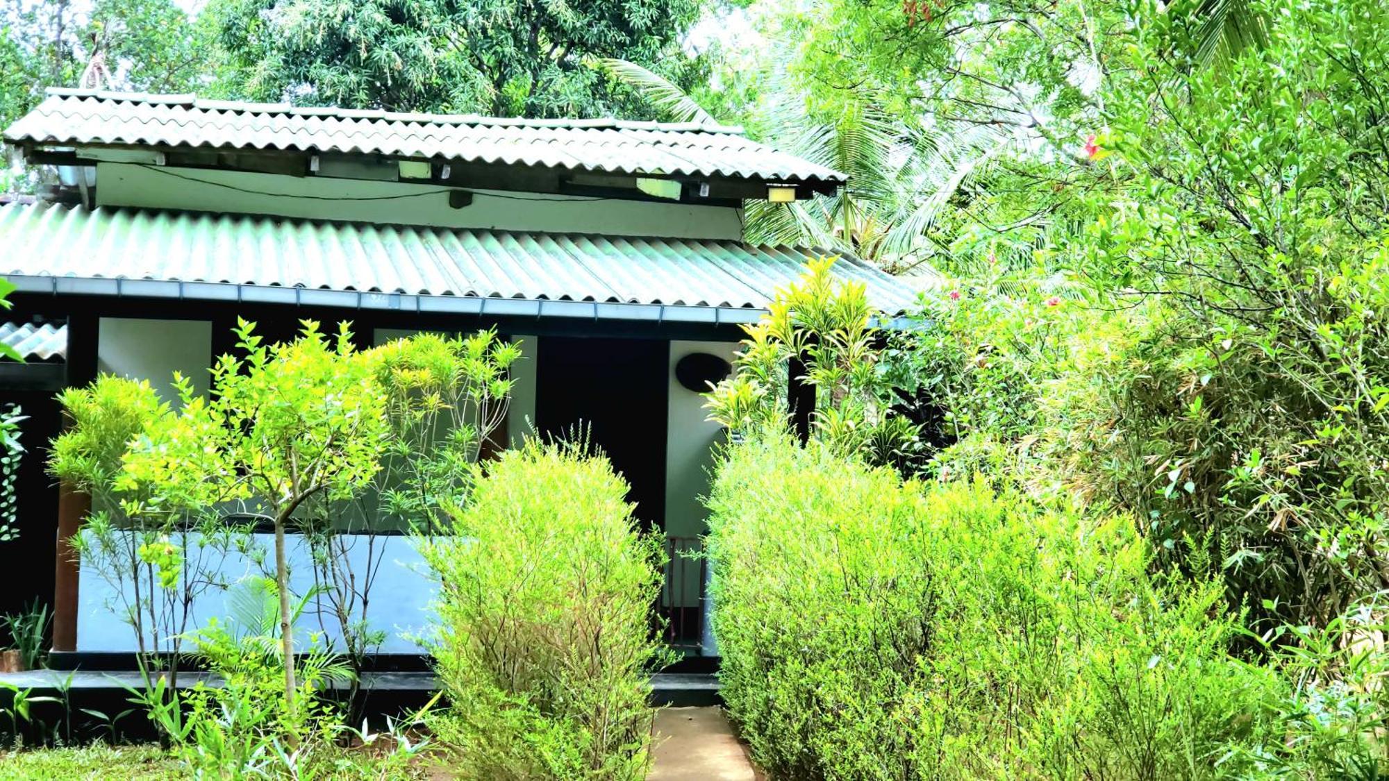 Lakmal Homestay ,10 Minutes To Sigiriya Rock Exteriör bild